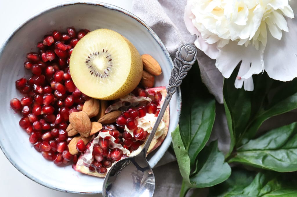 Photo of food in San Pedro Today magazine, author Lori Garrett paleo diet (photo by unsplash)